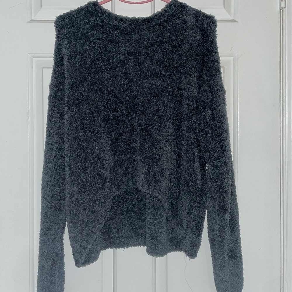 rewind | fuzzy forest green sweater